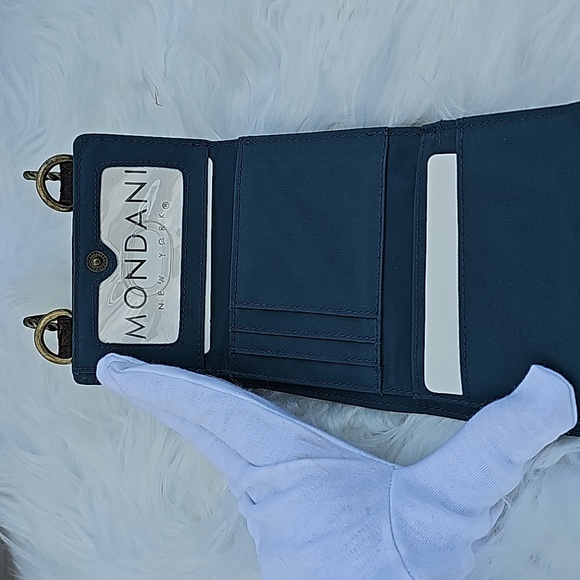 NWT Mondani Leather Trifold - Picture 4 of 8